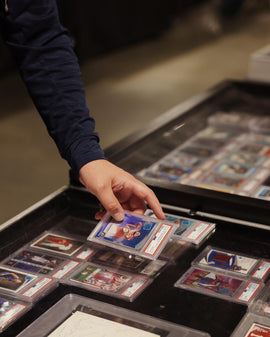 How to store trading cards safely to preserve their value
